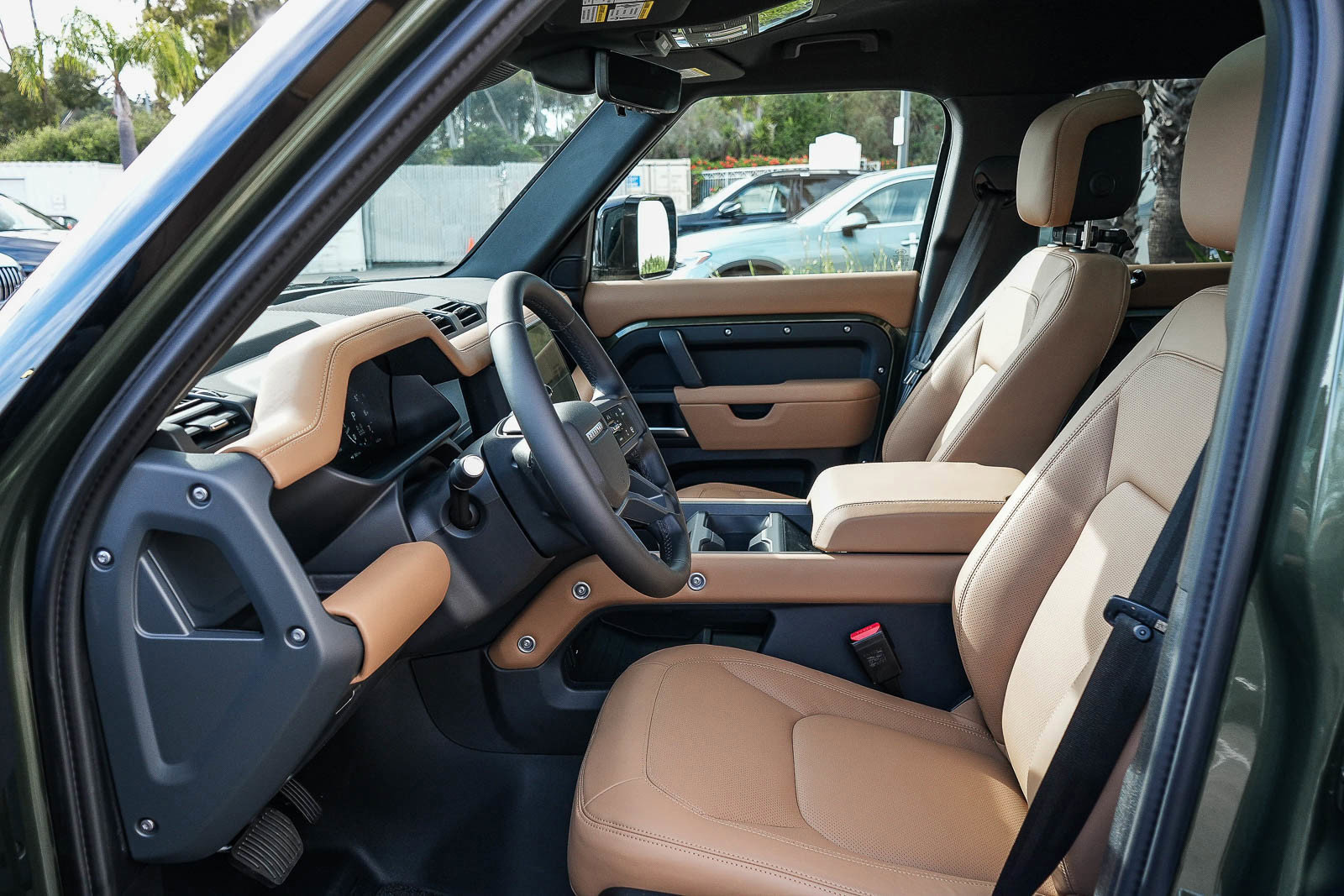 2026 Land Rover Defender X-Dynamic SE - Photo 18