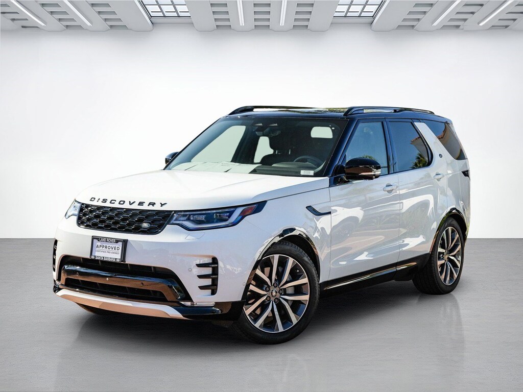 Used 2025 Land Rover Discovery P300 Dynamic SE SUV