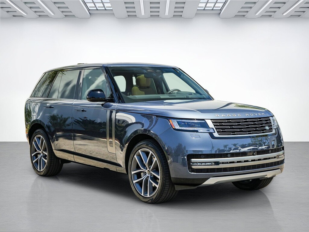 New 2026 Land Rover Range Rover SE 400PS SUV