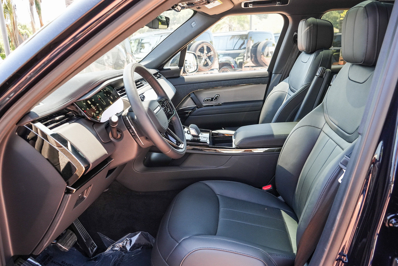 2026 Land Rover Range Rover Sport Dynamic SE - Photo 17