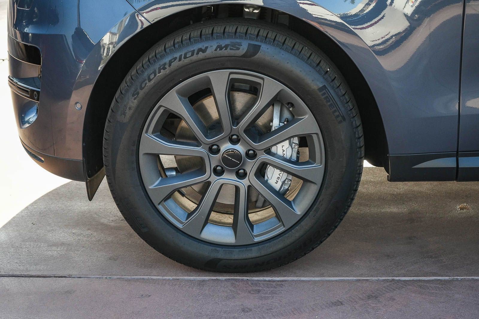 2026 Land Rover Range Rover Sport SE - Photo 10