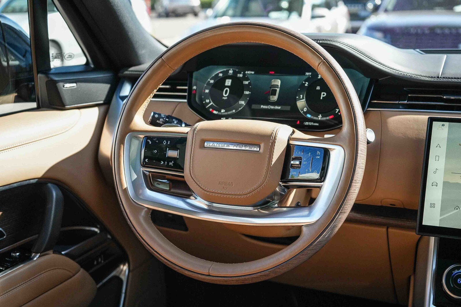 2023 Land Rover Range Rover SE - Photo 16