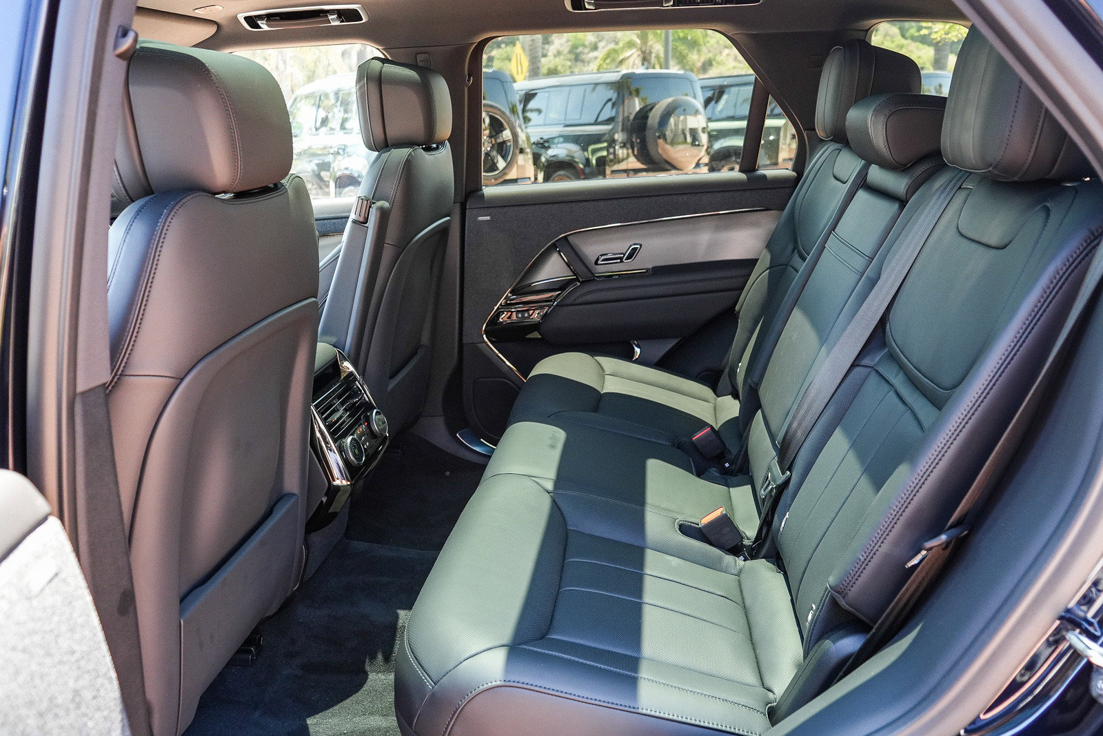 2026 Land Rover Range Rover Sport Dynamic SE - Photo 18