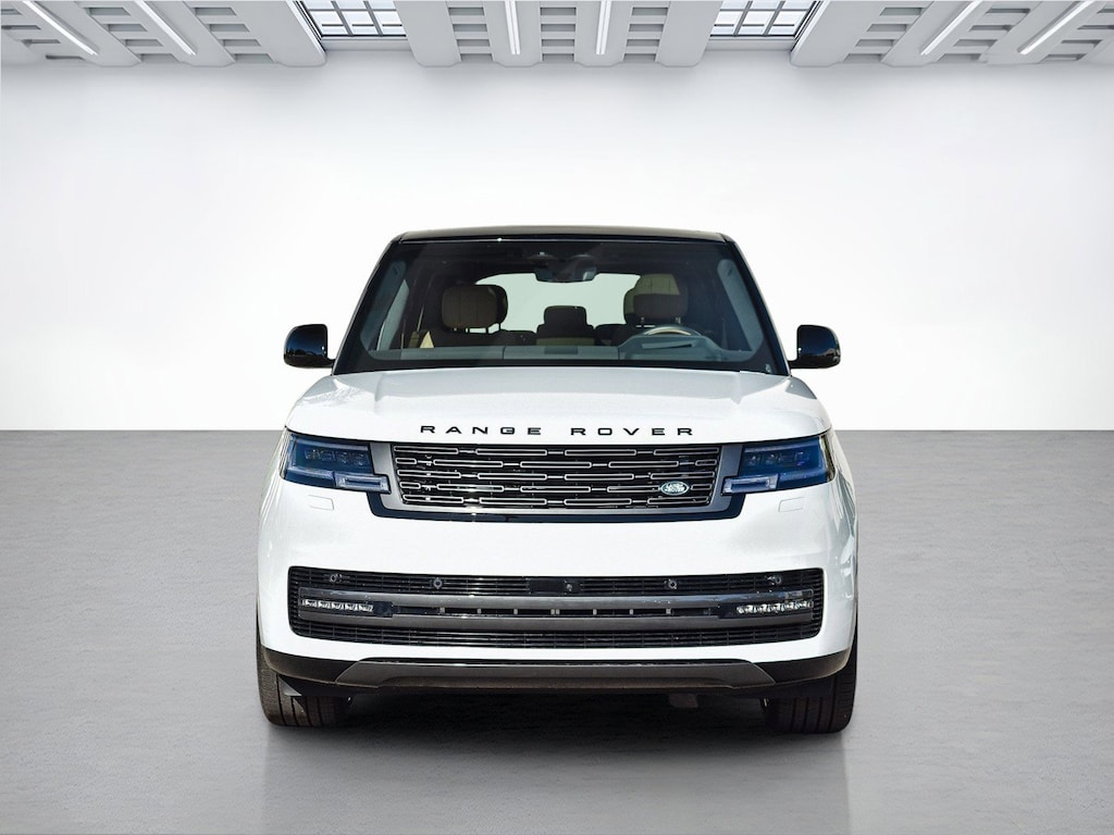 New 2026 Land Rover Range Rover SE LWB 7-Seats / V8 SUV