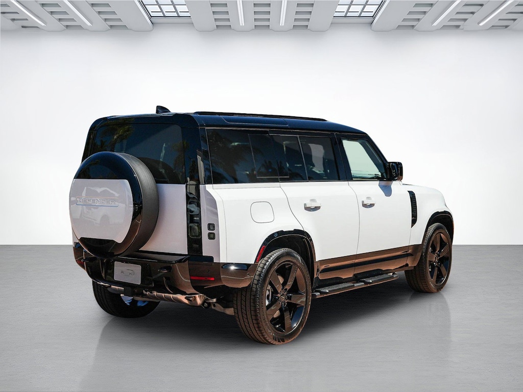 New 2026 Land Rover Defender 110 400PS X-Dynamic SE SUV