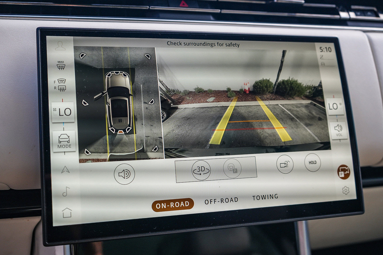 2025 Land Rover Range Rover SE - Photo 25