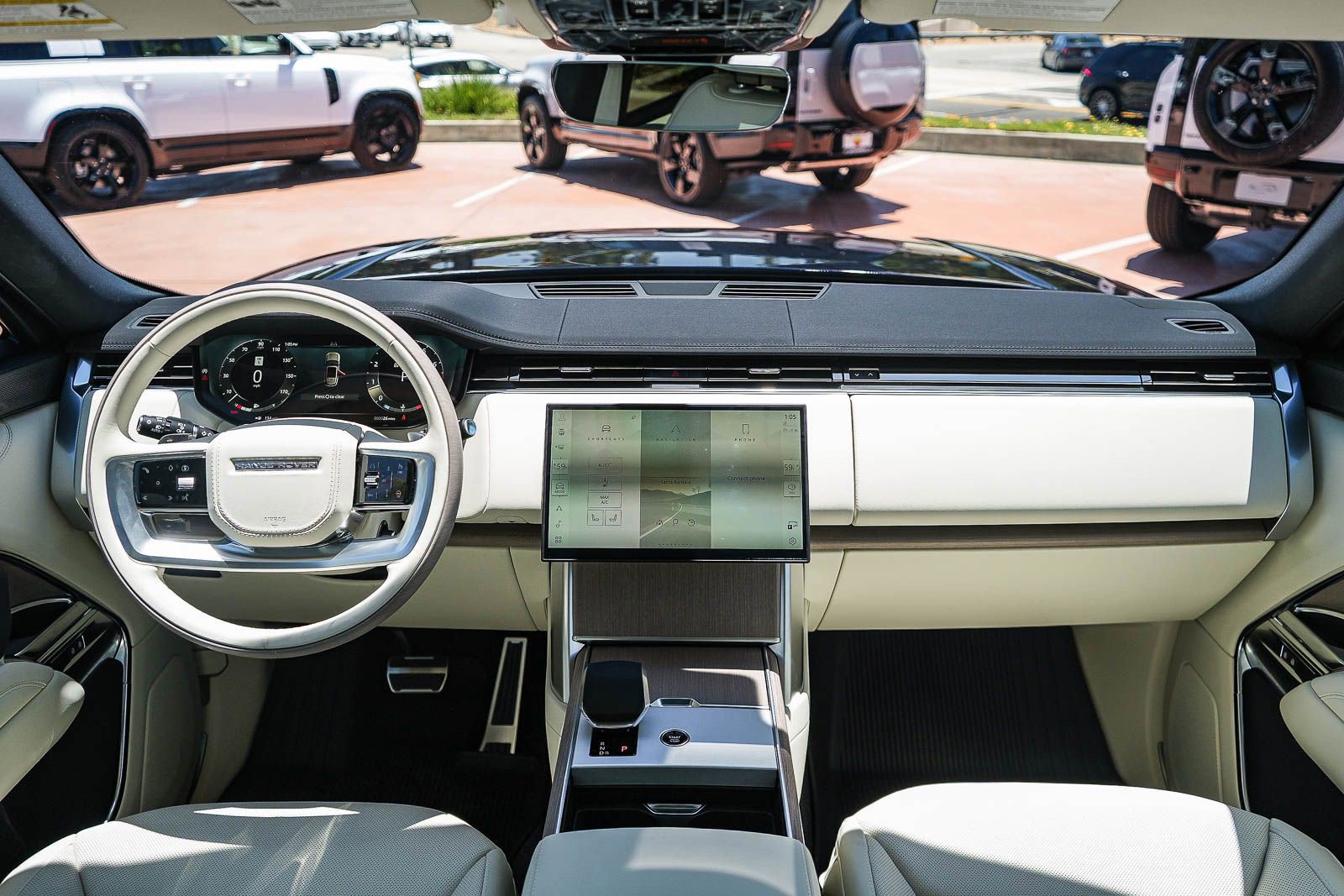 2026 Land Rover Range Rover SE - Photo 13