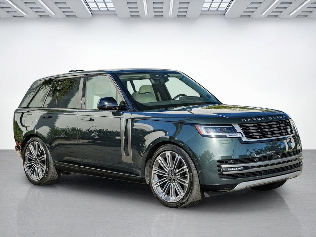 Certified 2025 Land Rover Range Rover P530 SE SUV