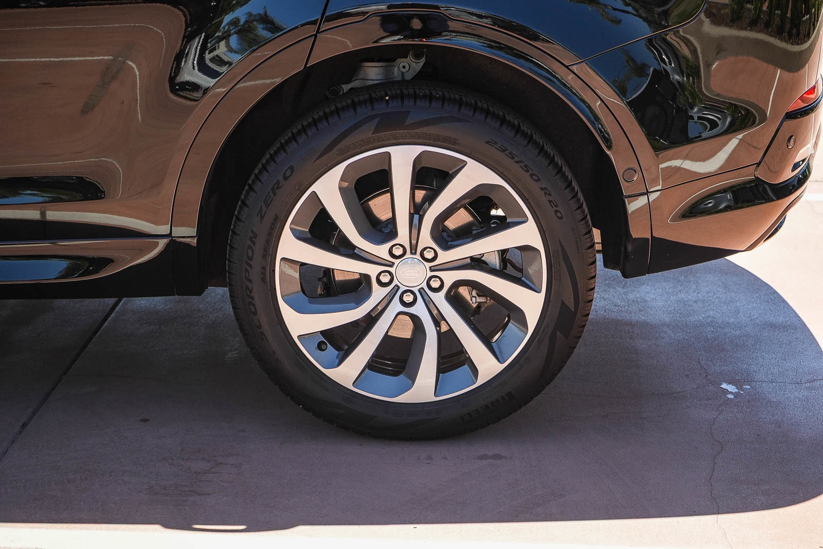 2024 Land Rover Discovery Sport Dynamic SE - Photo 13