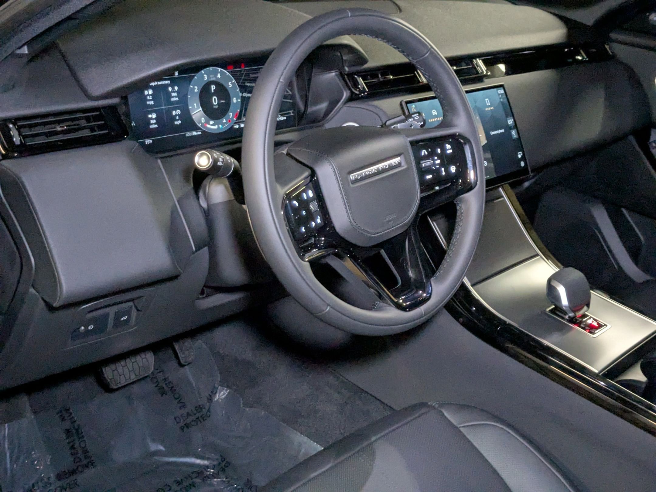 2026 Land Rover Range Rover Velar S photo 3