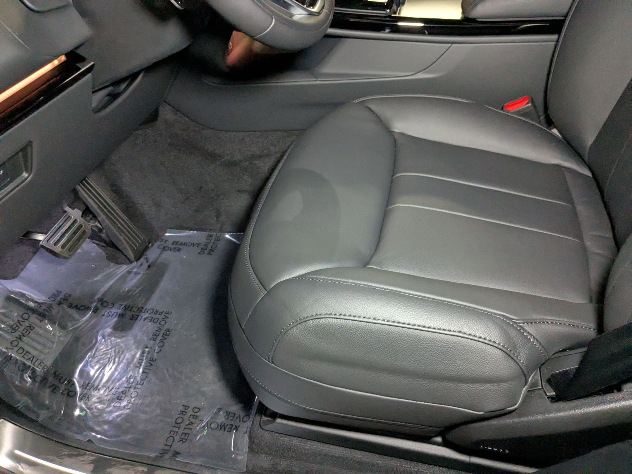 2025 Land Rover Range Rover Sport P360 S photo 4