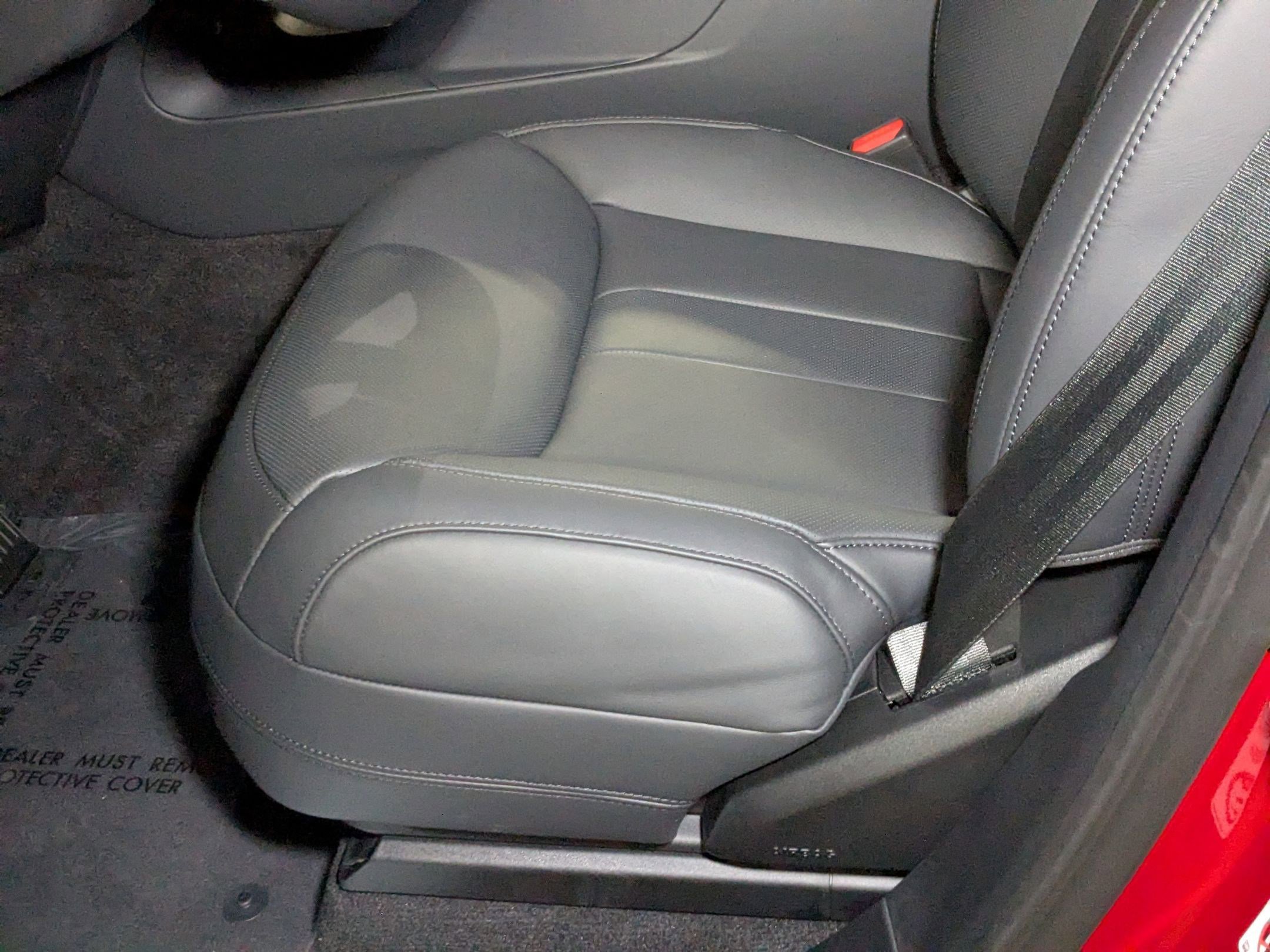 2025 Land Rover Range Rover Sport SE photo 4