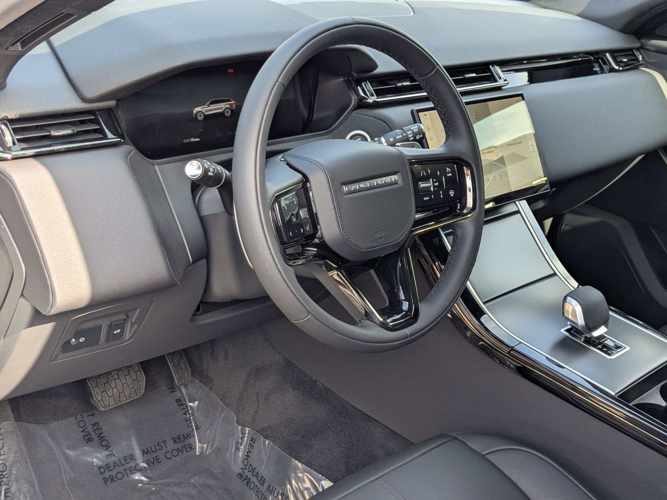 2026 Land Rover Range Rover Velar P250 S photo 3