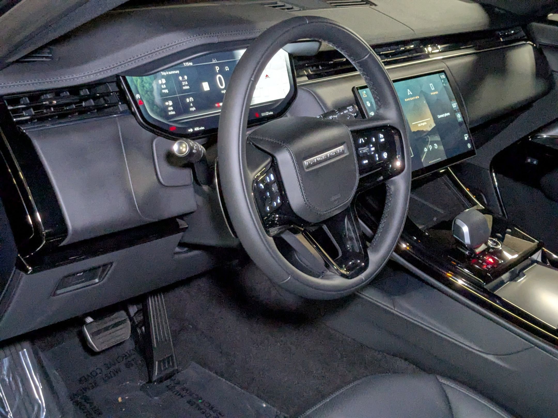 2025 Land Rover Range Rover Sport P400 Dynamic SE photo 3