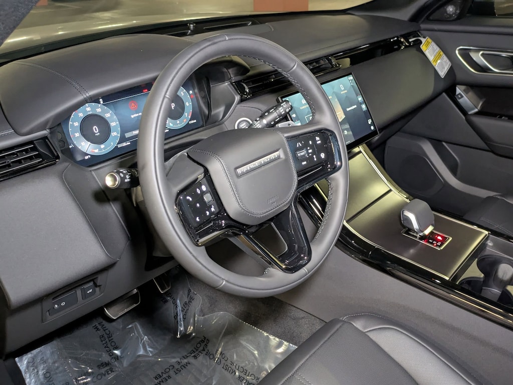 New 2026 Land Rover Range Rover Velar Dynamic SE P250 Dynamic SE