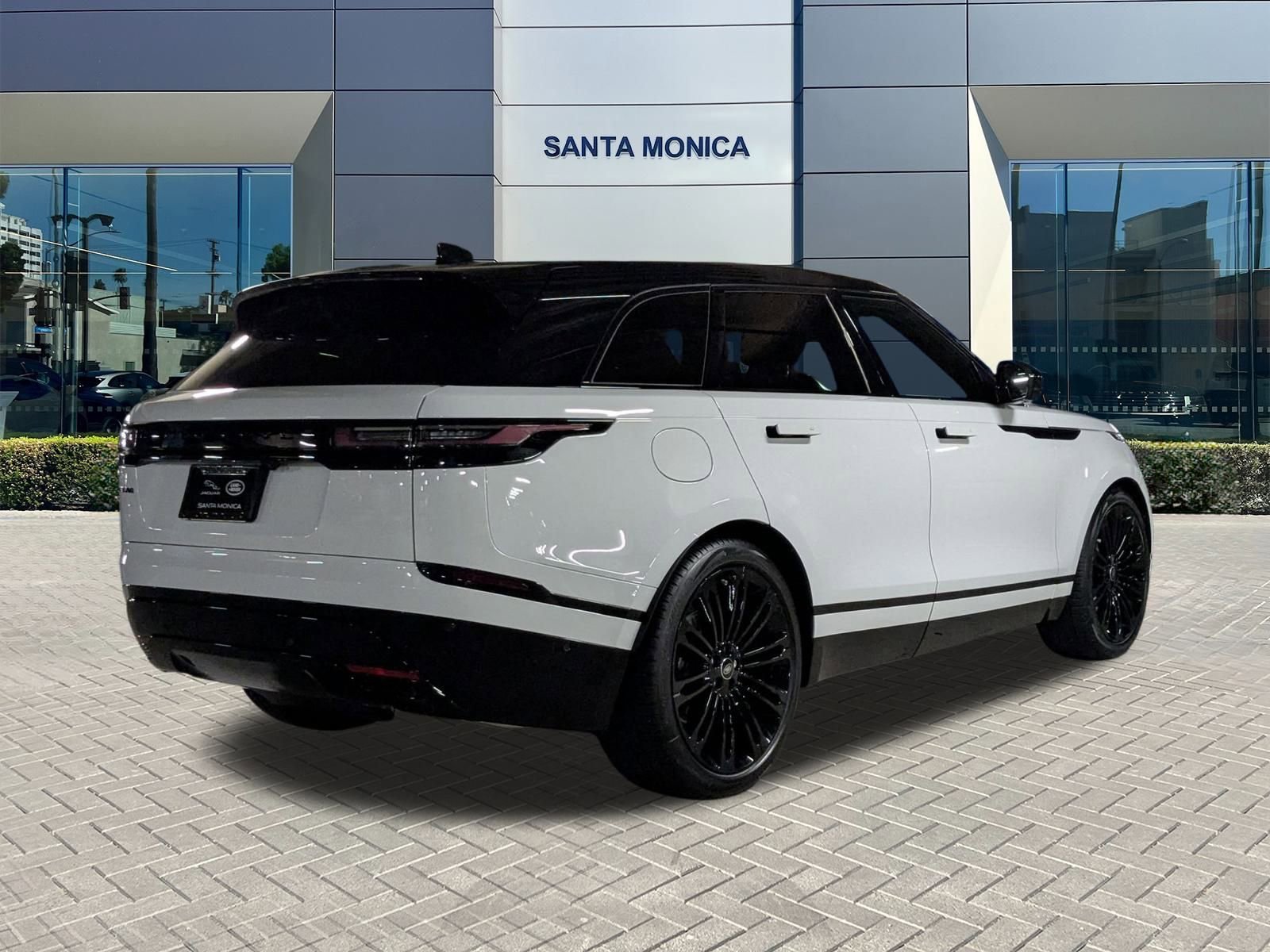 2026 Land Rover Range Rover Velar SE photo 2