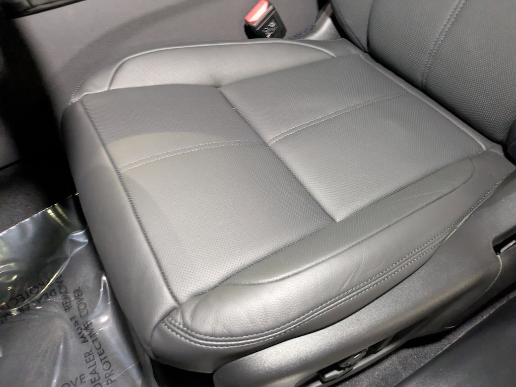 New 2026 Land Rover Range Rover Velar Dynamic SE P250 Dynamic SE