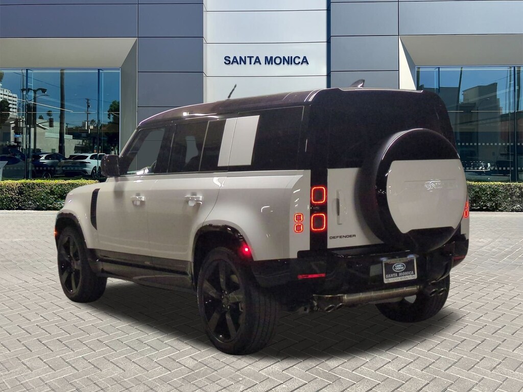 New 2026 Land Rover Defender 110 X-Dynamic SE 110 P500 X-Dynamic SE