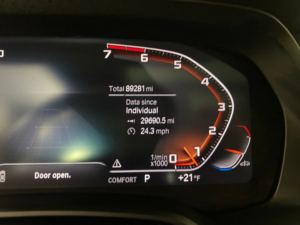 2021 BMW X7 - Image 23