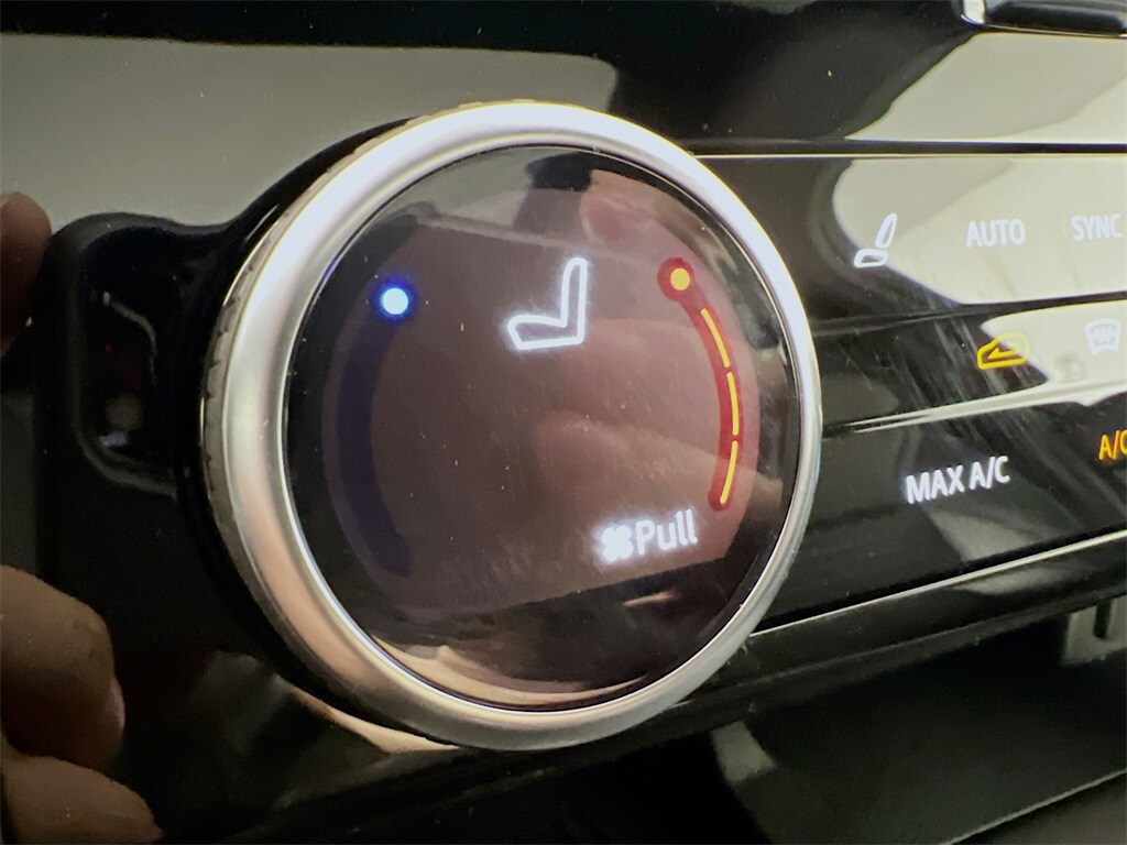 2025 LAND ROVER DISCOVERY - Image 21