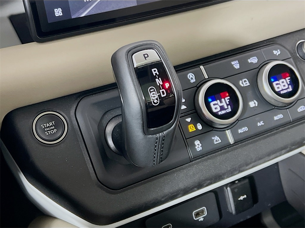 2024 LAND ROVER DEFENDER - Image 17