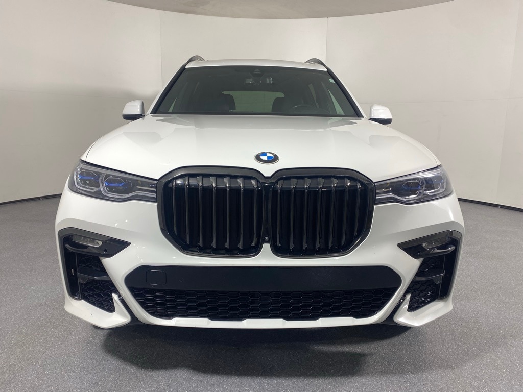 2021 BMW X7 - Image 2