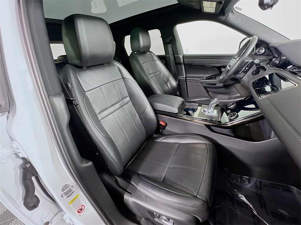 2022 LAND ROVER RANGE ROVER EVOQUE - Image 30