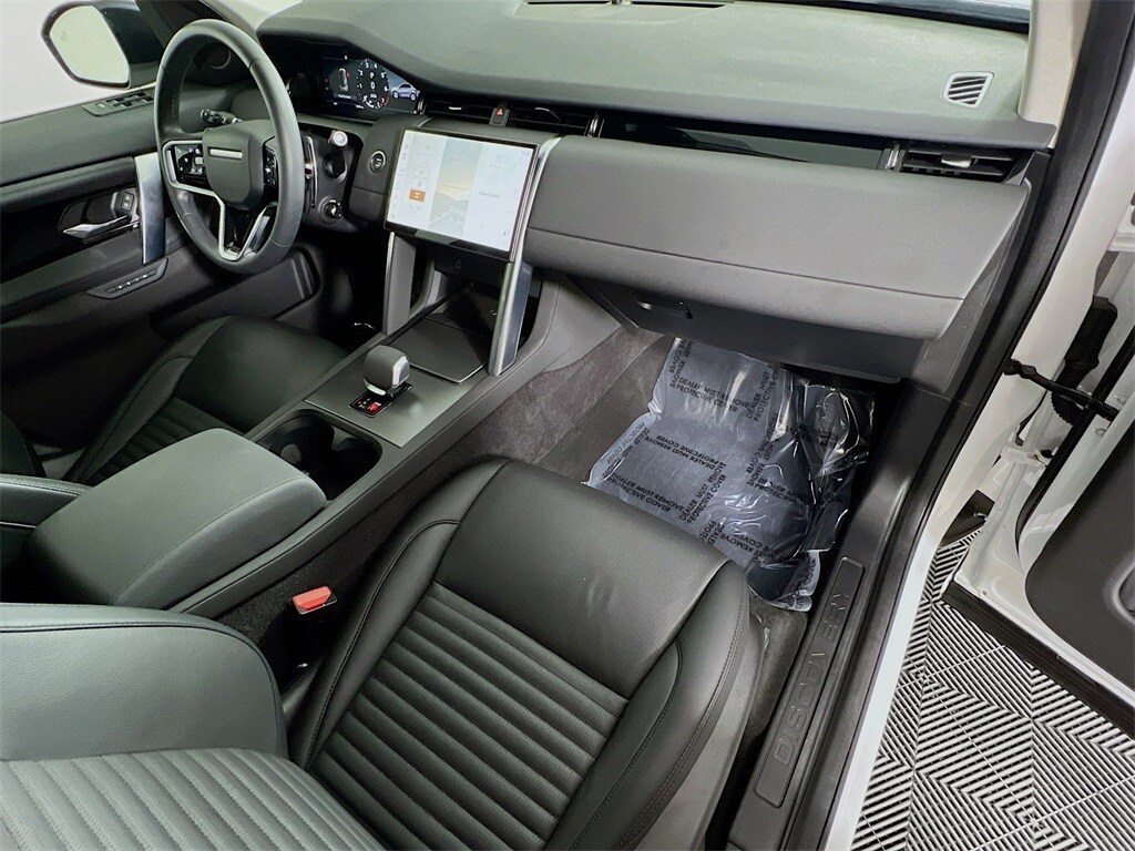 2024 LAND ROVER DISCOVERY SPORT - Image 29