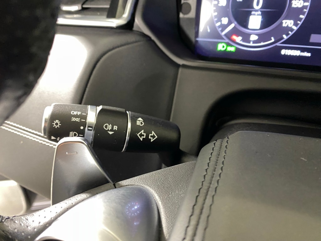 2020 LAND ROVER RANGE ROVER VELAR - Image 13