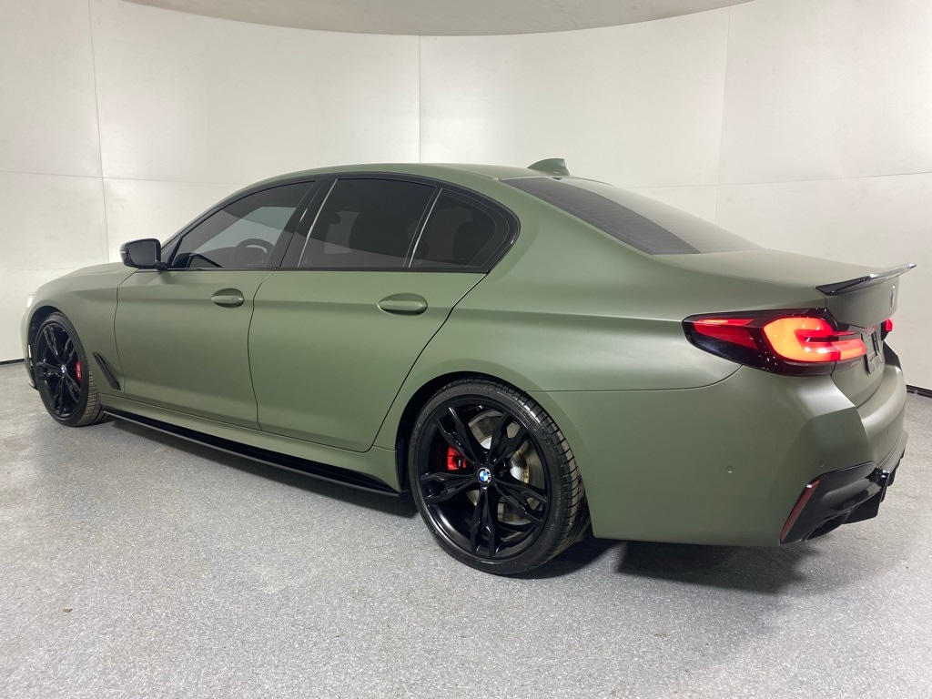2023 BMW M550I - Image 7