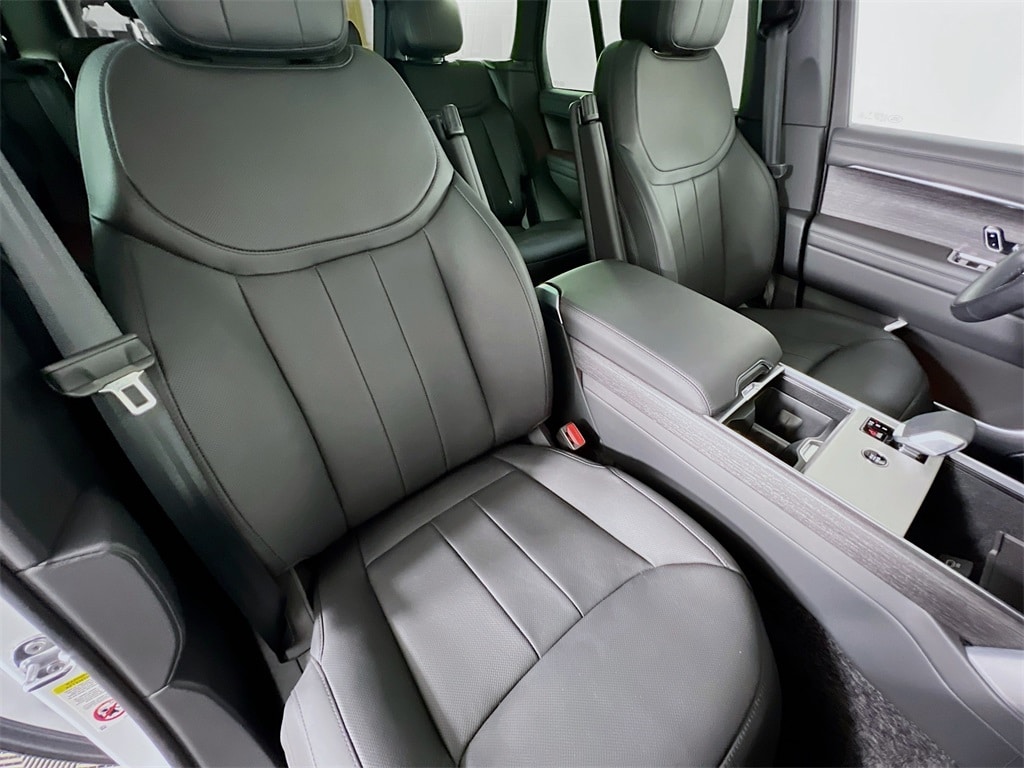 2025 LAND ROVER RANGE ROVER - Image 30