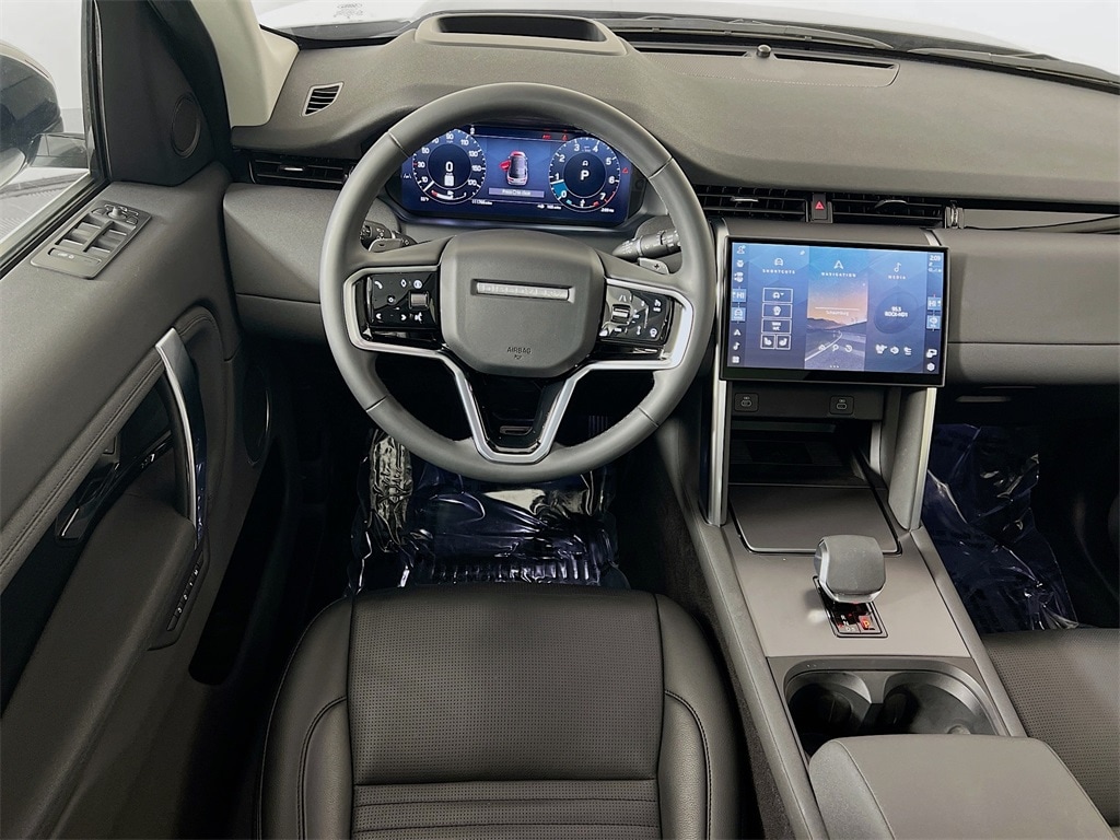 2025 LAND ROVER DISCOVERY SPORT - Image 24