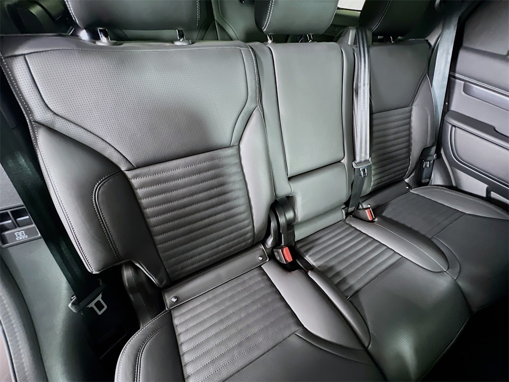2025 LAND ROVER DISCOVERY - Image 30