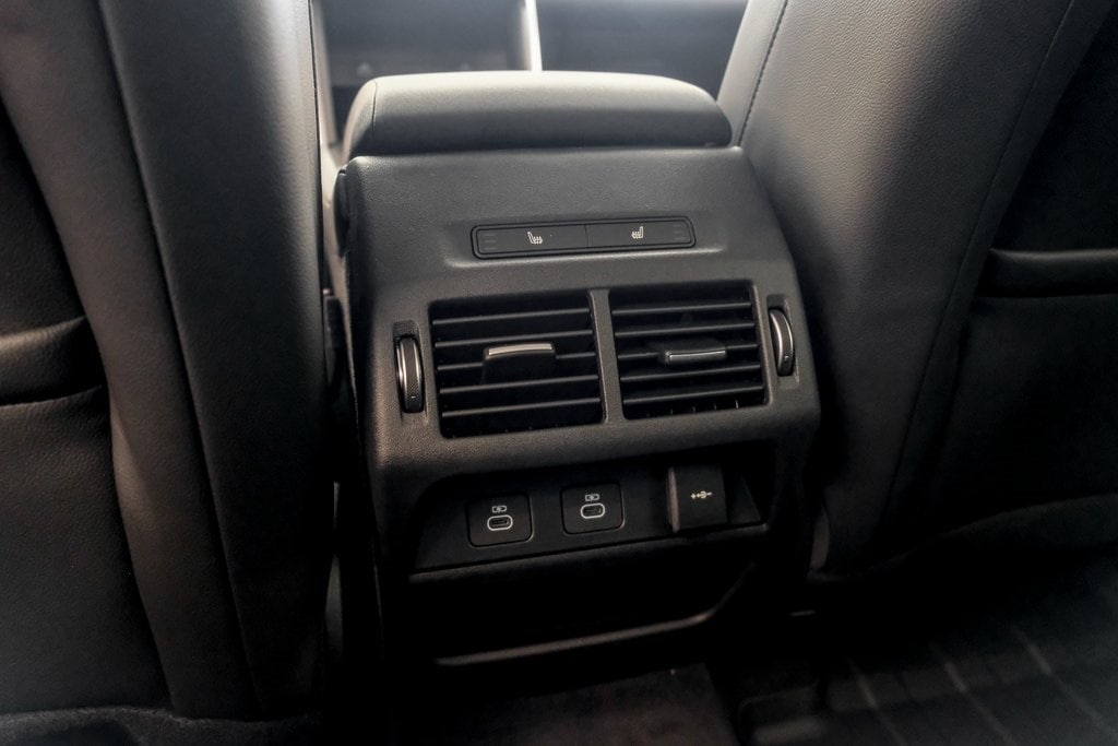 2025 LAND ROVER DISCOVERY SPORT - Image 21