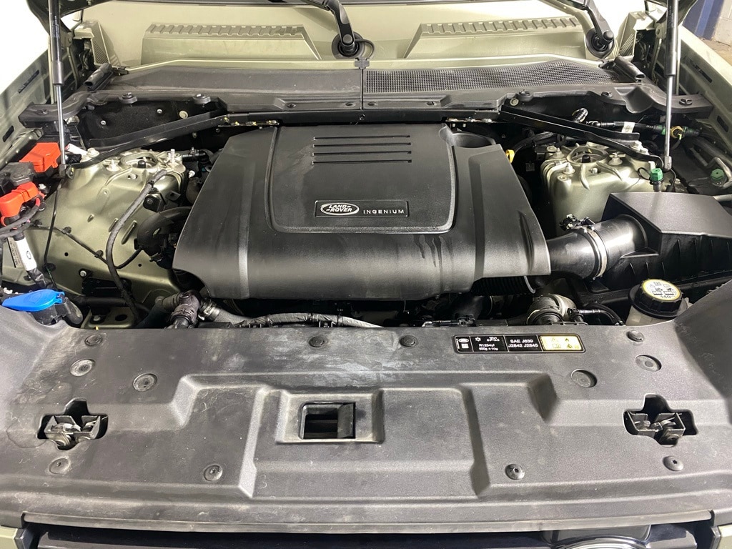 2025 LAND ROVER DEFENDER - Image 31