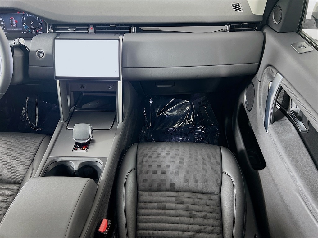 2024 LAND ROVER DISCOVERY SPORT - Image 25