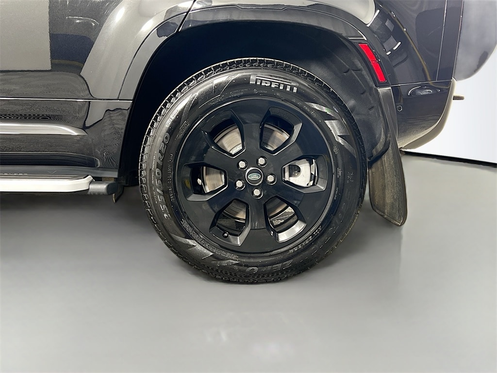 2023 LAND ROVER DEFENDER - Image 32