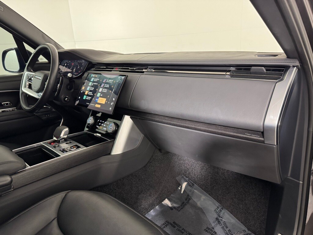 2023 LAND ROVER RANGE ROVER - Image 32