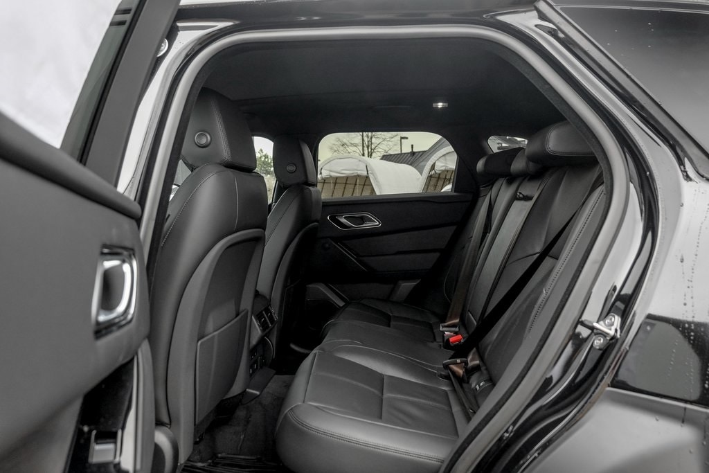 2026 LAND ROVER RANGE ROVER VELAR - Image 16