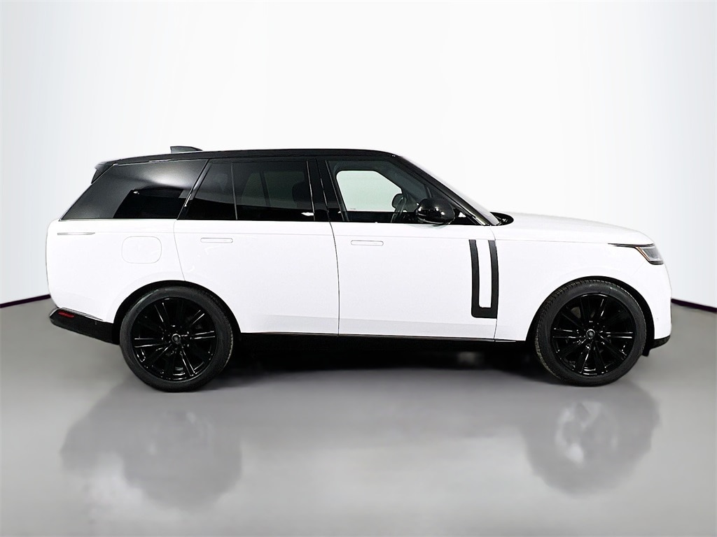 2025 LAND ROVER RANGE ROVER - Image 4