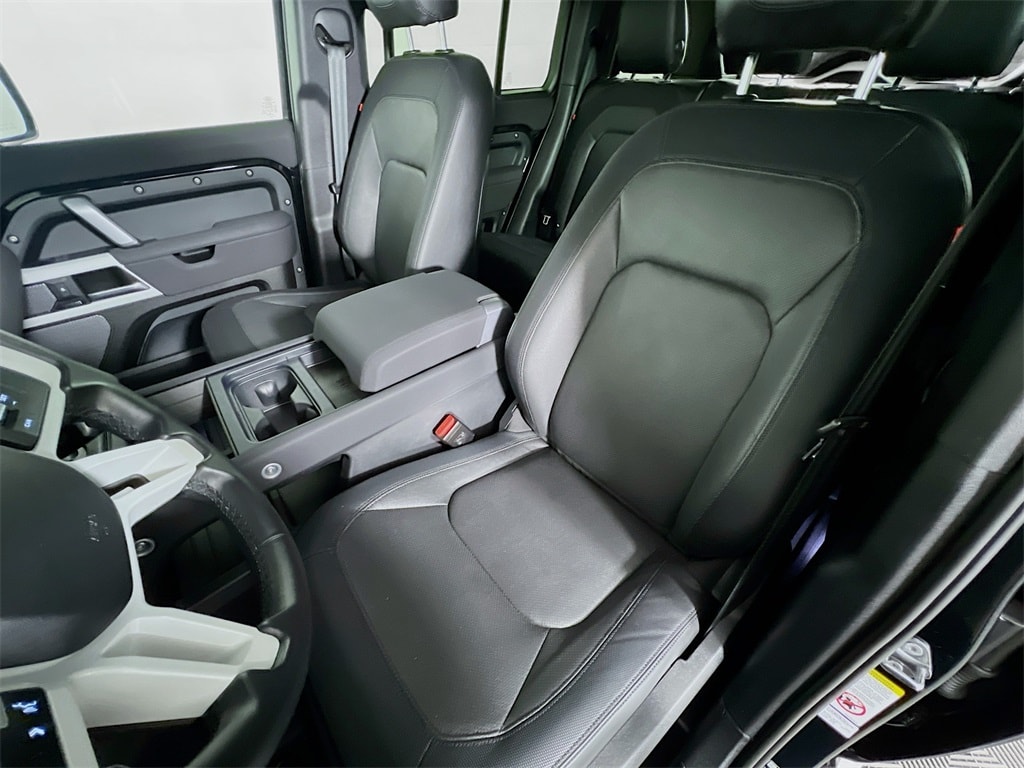 2023 LAND ROVER DEFENDER - Image 22