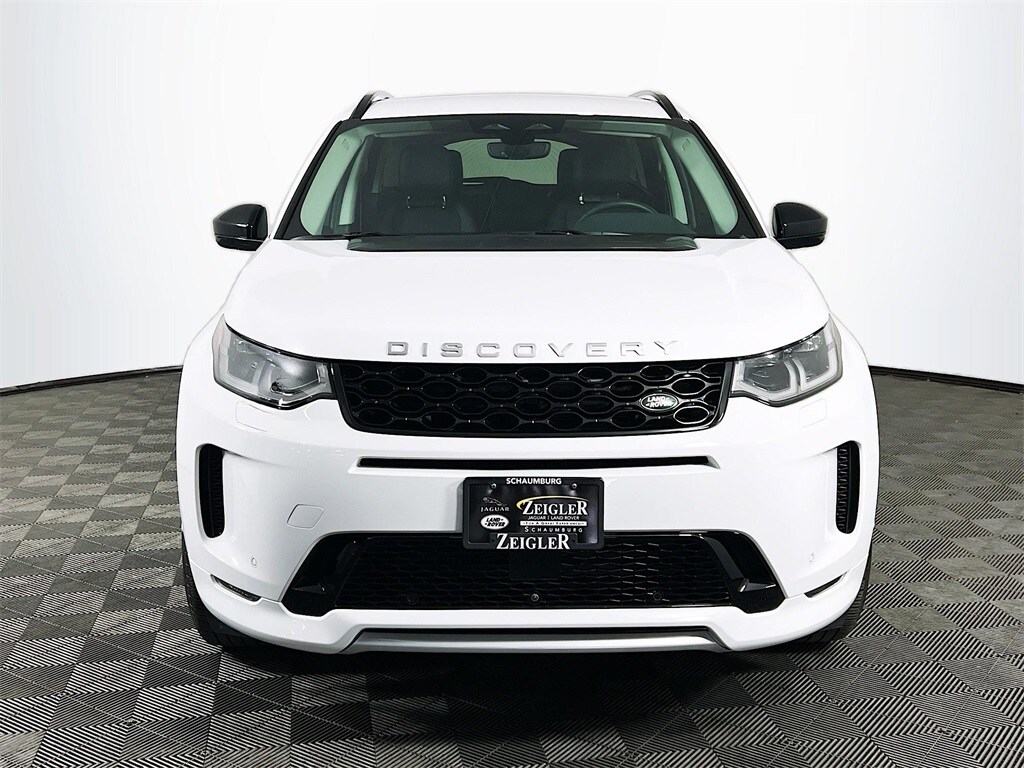 2024 Land Rover Discovery Sport S photo 2