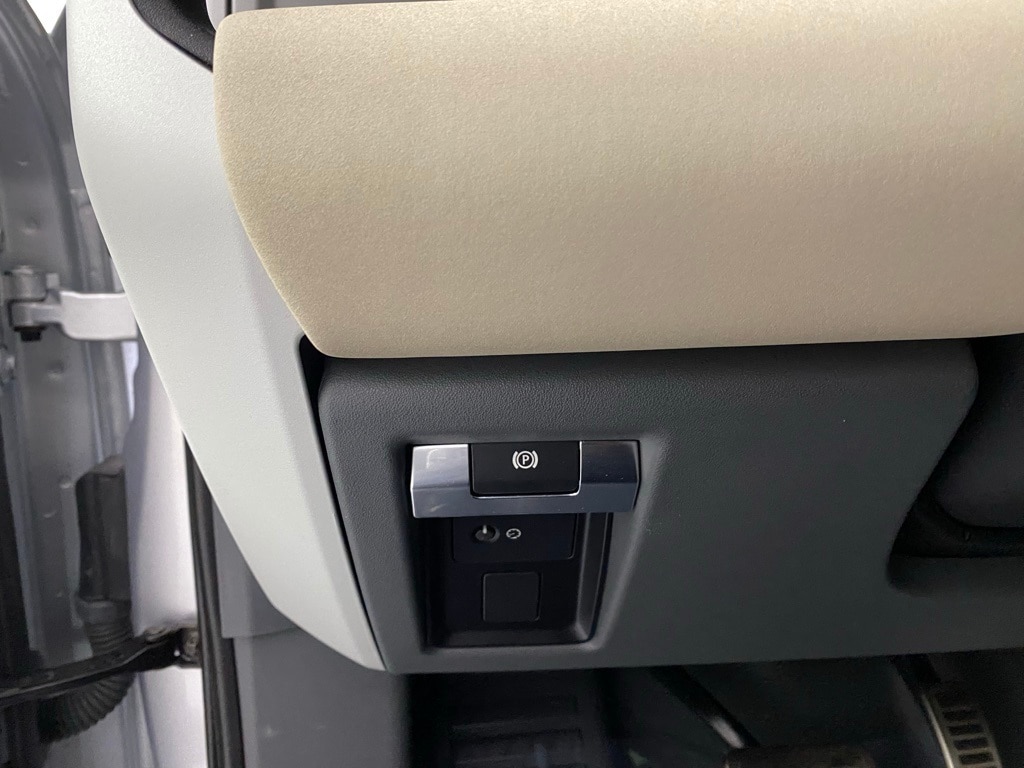 2020 LAND ROVER DEFENDER - Image 27