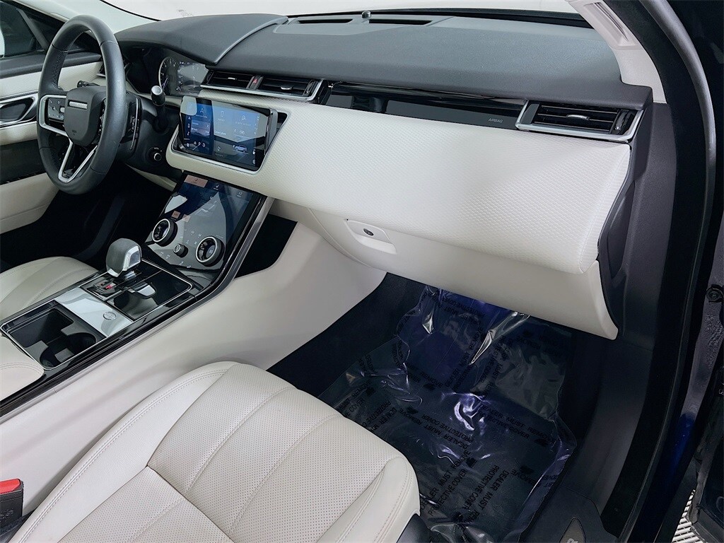 2023 LAND ROVER RANGE ROVER VELAR - Image 31