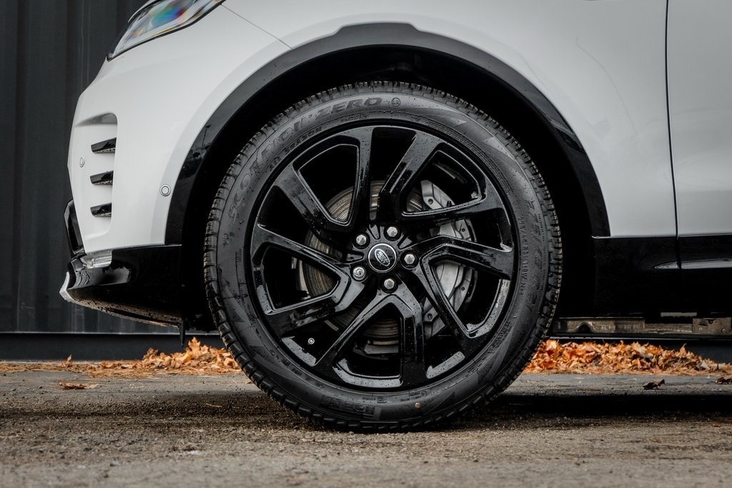 2025 LAND ROVER DISCOVERY - Image 4