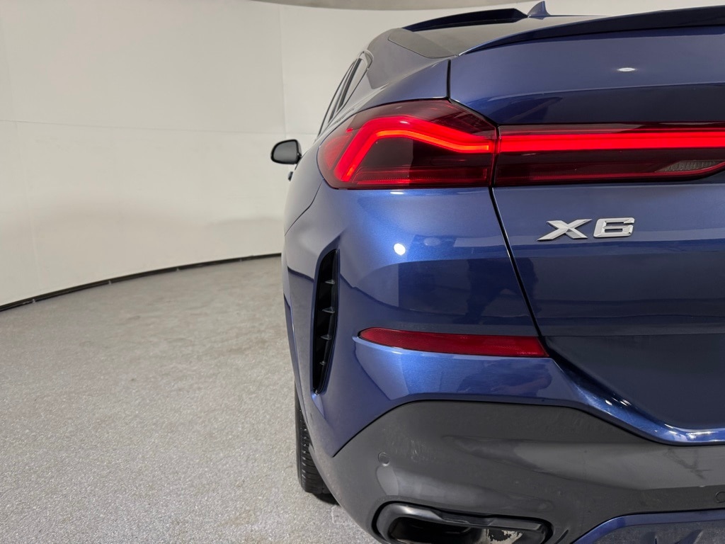 2022 BMW X6 - Image 9