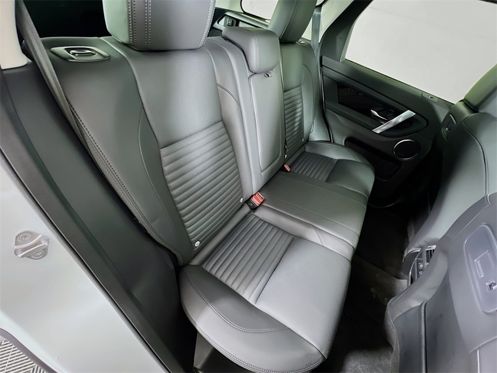 2025 LAND ROVER DISCOVERY SPORT - Image 29