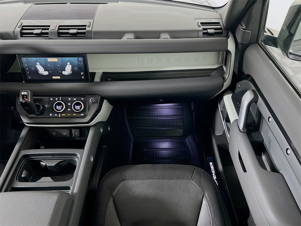 2023 LAND ROVER DEFENDER - Image 25