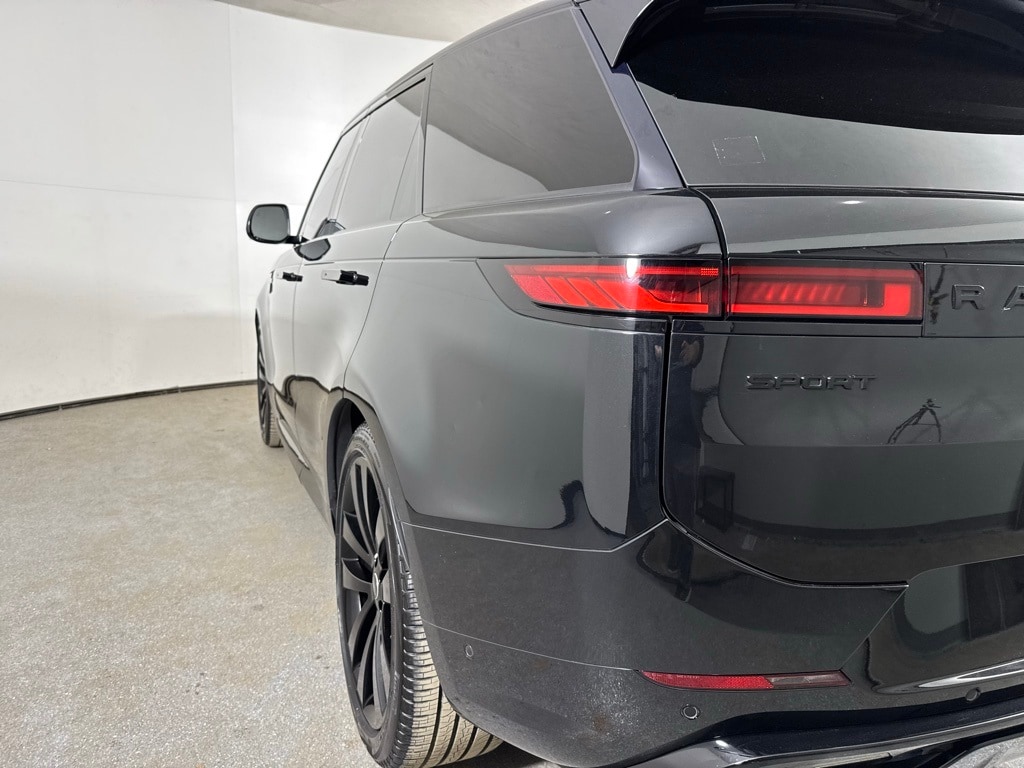 2023 LAND ROVER RANGE ROVER SPORT - Image 9
