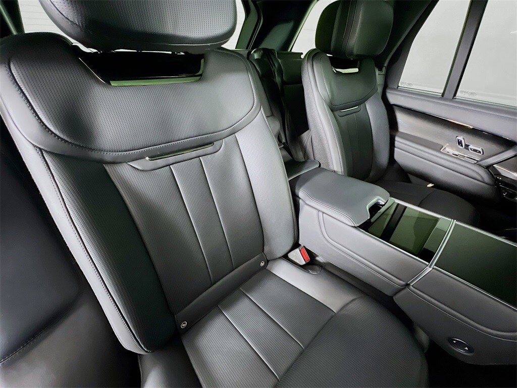 2023 LAND ROVER RANGE ROVER - Image 30